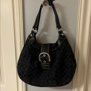 COACH SIGNATURE CANVAS WITH LEATHER TRIM HOBO STYLE SHOULDER BAG A1176-F15033